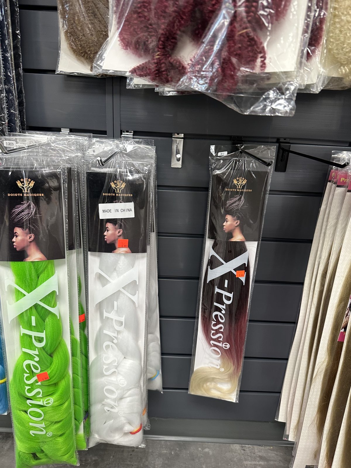 Mèches en vente au salon